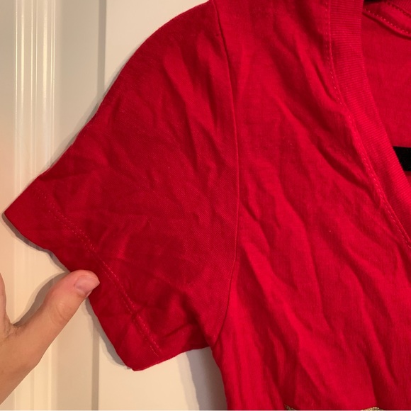 Wonder Woman women’s size extra small red gold t-shirt top - Picture 6 of 8